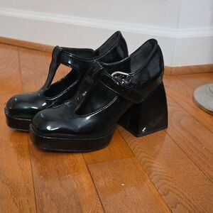 Sam Edelman Circus Style Black Patent Leather Mary Jane Heels. 7 Worn ONCE